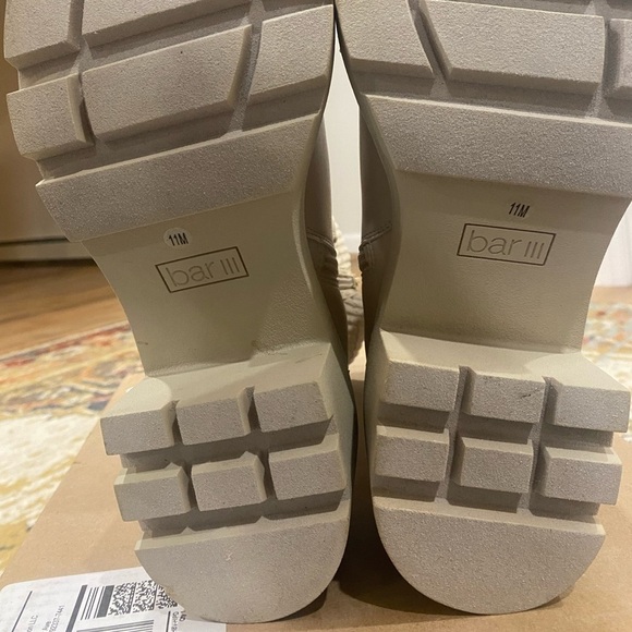 Bar III Versuz lug-sole booties size 11M unisex perfect new condition - Picture 5 of 5